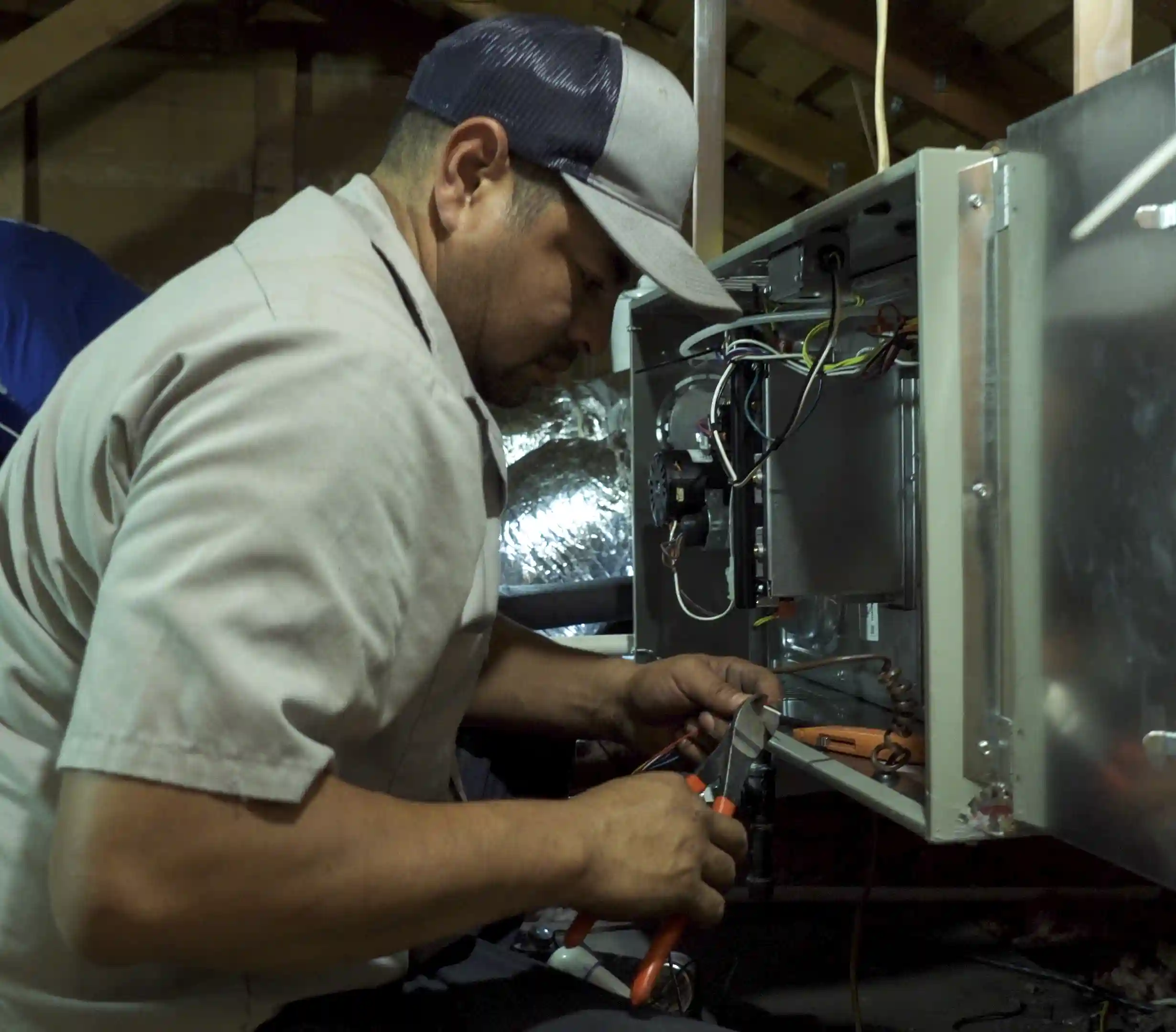 air techs heating and cooling conditioning services